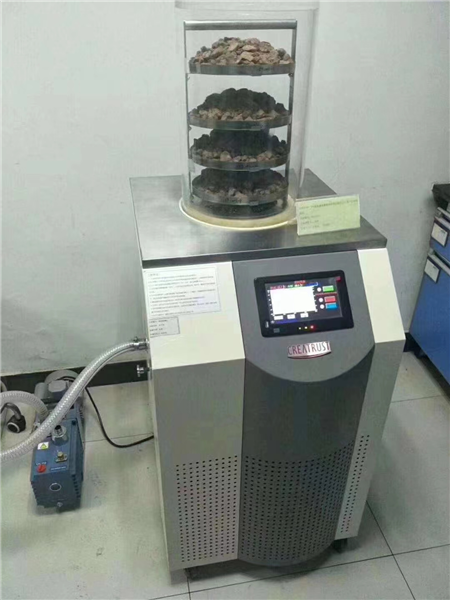 使用土壤凍干機增加土壤監(jiān)測的準(zhǔn)確性