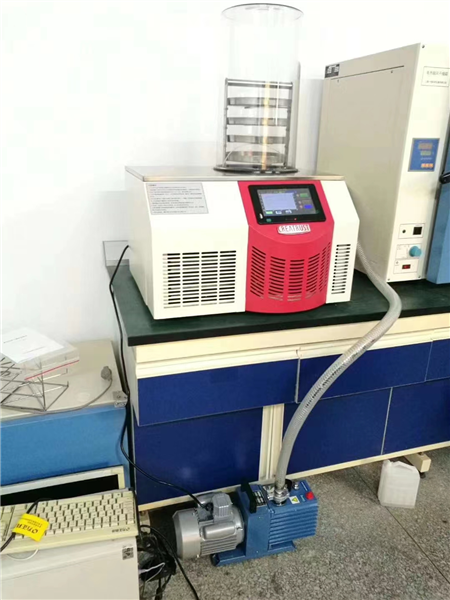 低溫冷凍干燥機的樣品在干燥過程中是如何移動的？
